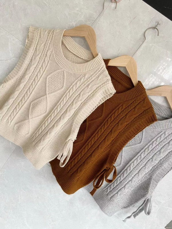 Sleeveless cropped vest - Fuzzys Fashion USA